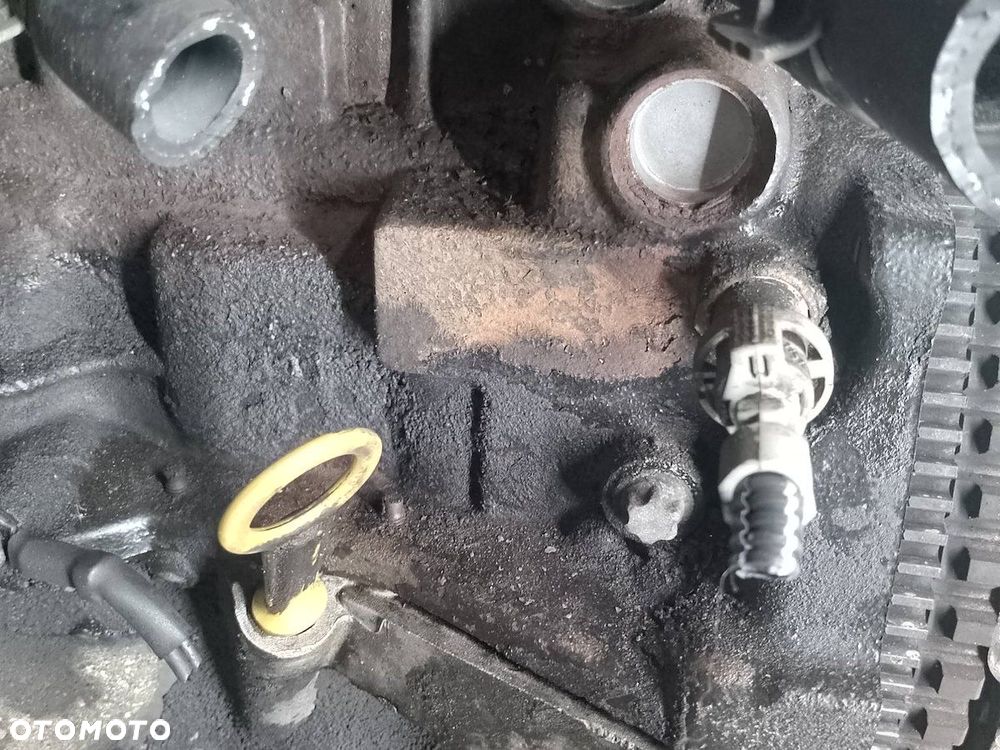 SILNIK RENAULT LAGUNA II ( 02-07 ) K4MD710 1.6 16V - 8