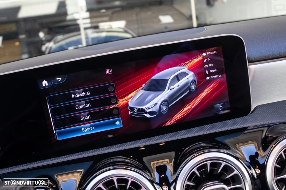 Mercedes-Benz A 45 AMG S 4Matic+ - 31