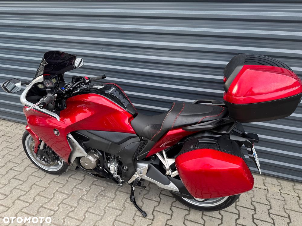 Honda VFR - 6