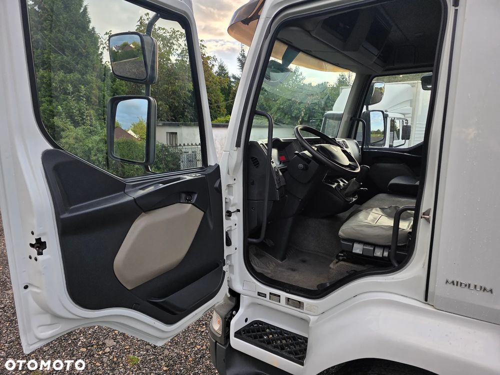 Renault Midlum 240 DXI - 16