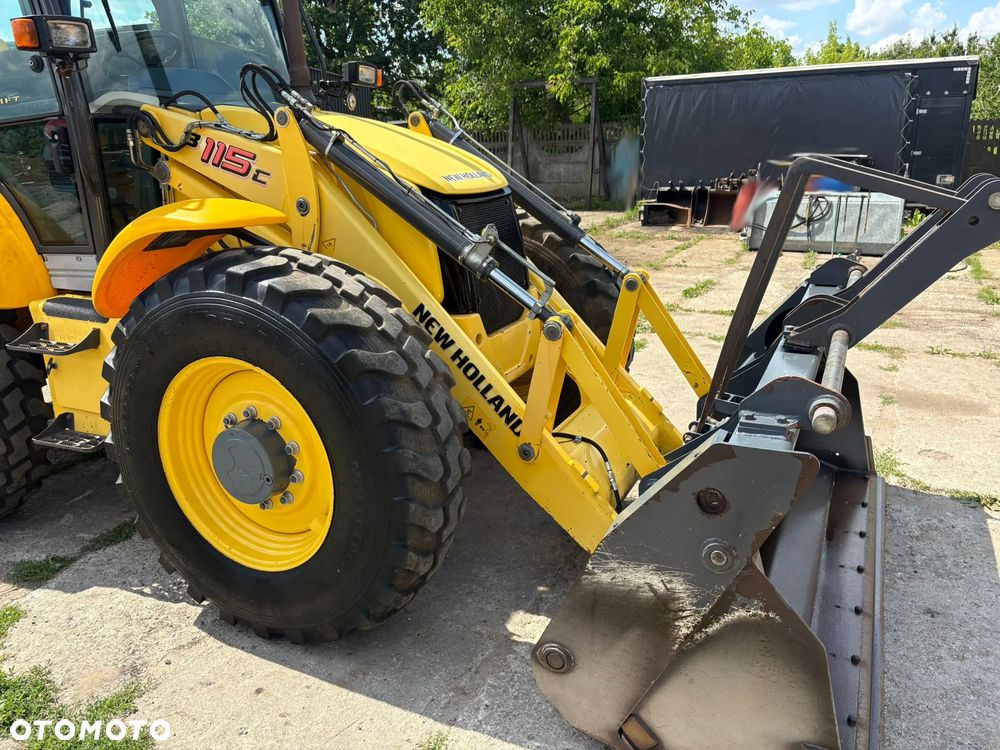 New Holland B115C - 23