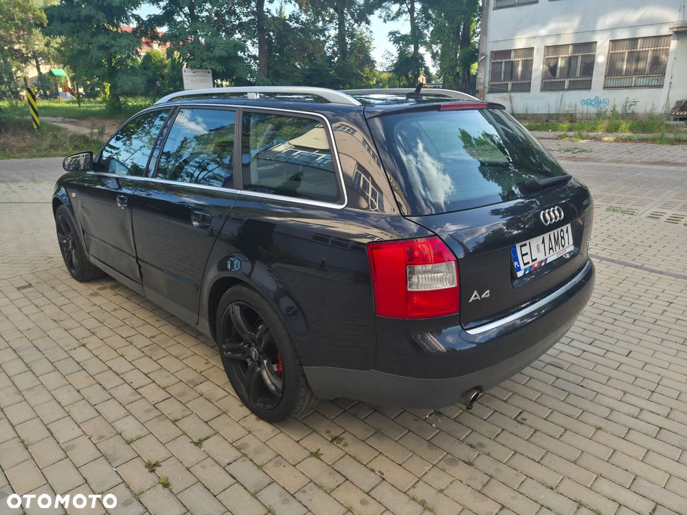 Audi A4 Avant - 4