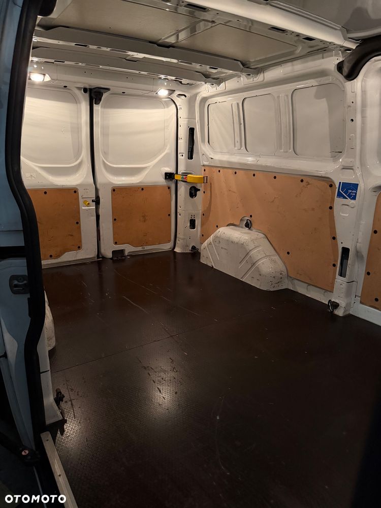 Ford Transit Custom - 18