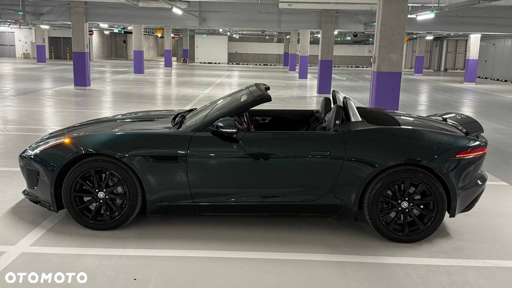 Jaguar F-Type R-Dynamic - 24
