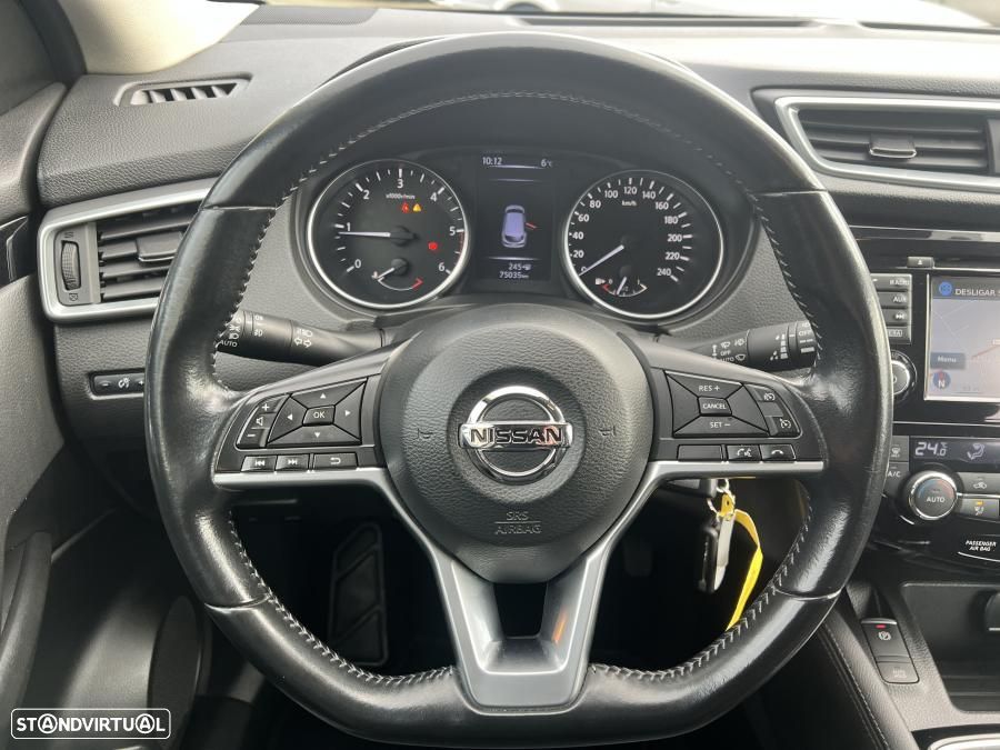 Nissan Qashqai 1.5 dCi N-Connecta - 28