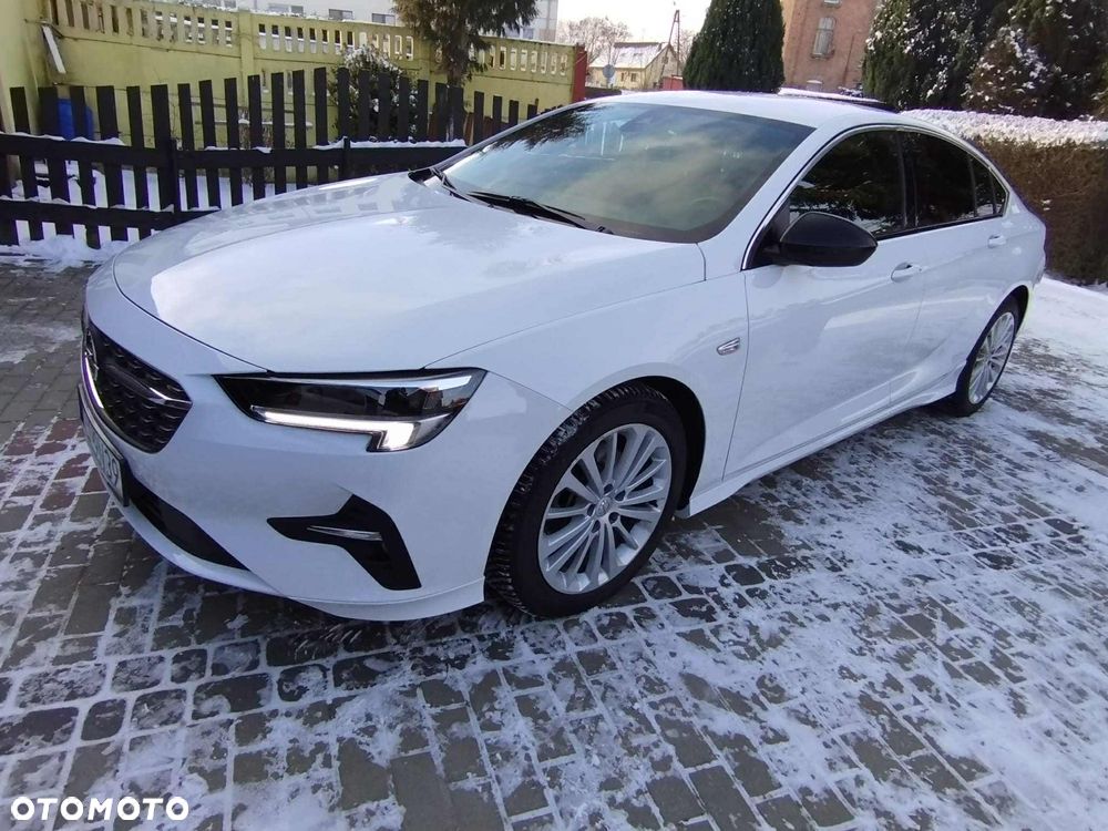 Opel Insignia 2.0 CDTI Elegance S&S - 10