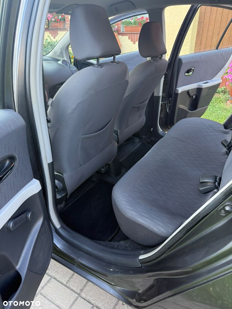 Toyota Yaris 1.4 D-4D Prestige - 6