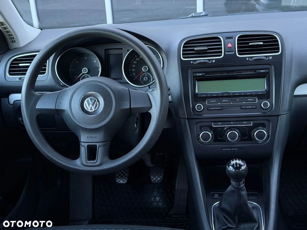 Volkswagen Golf 1.6 TDI Comfortline - 27