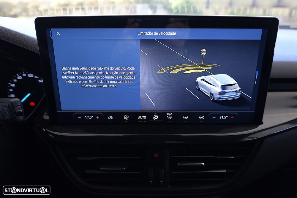 Ford Focus SW 1.0 EcoBoost MHEV ST-Line X - 34