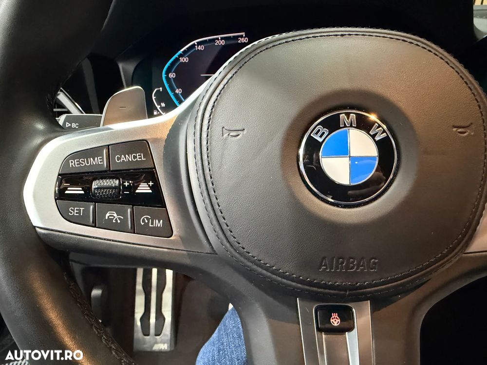 BMW Seria 3 330e Aut. M Sport - 17