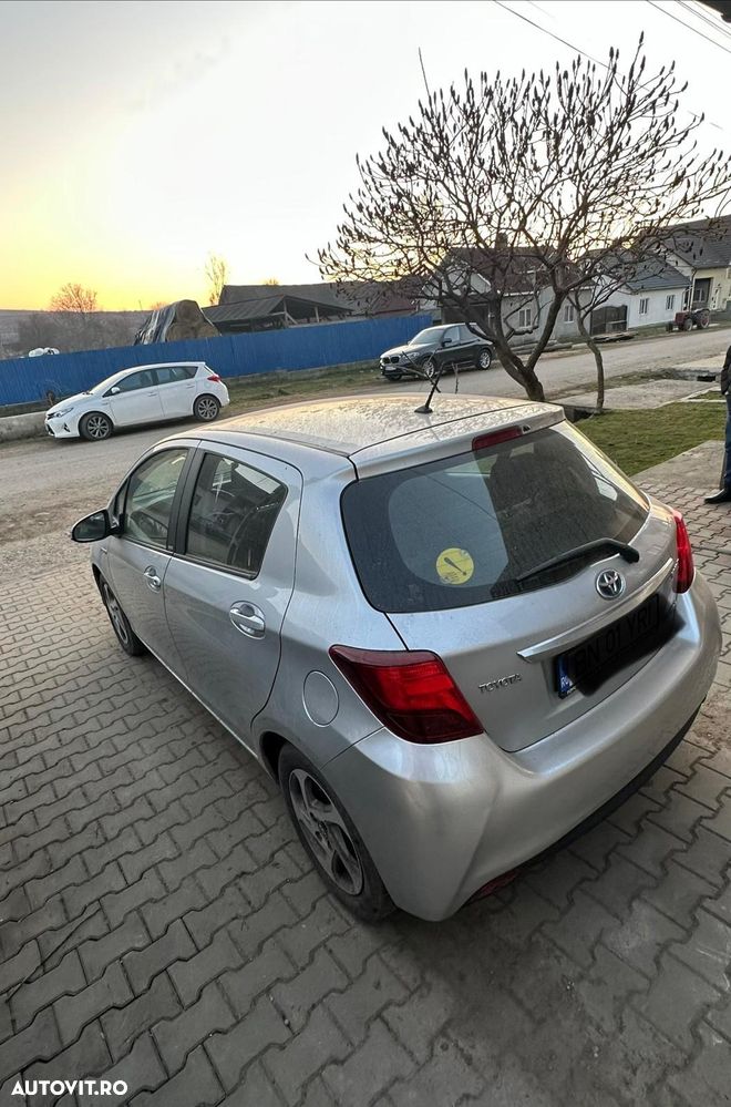 Toyota Yaris - 3
