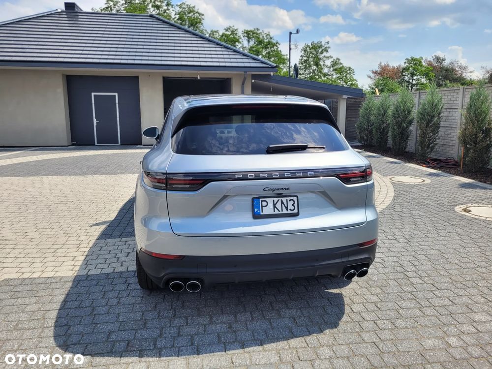 Porsche Cayenne - 10