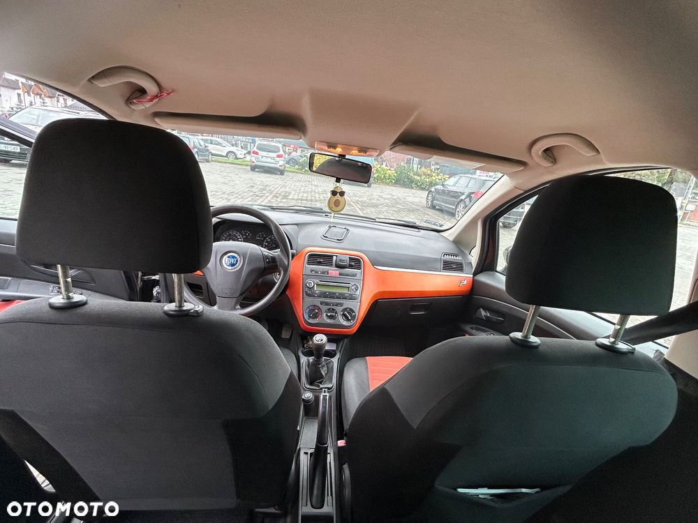 Fiat Grande Punto - 9