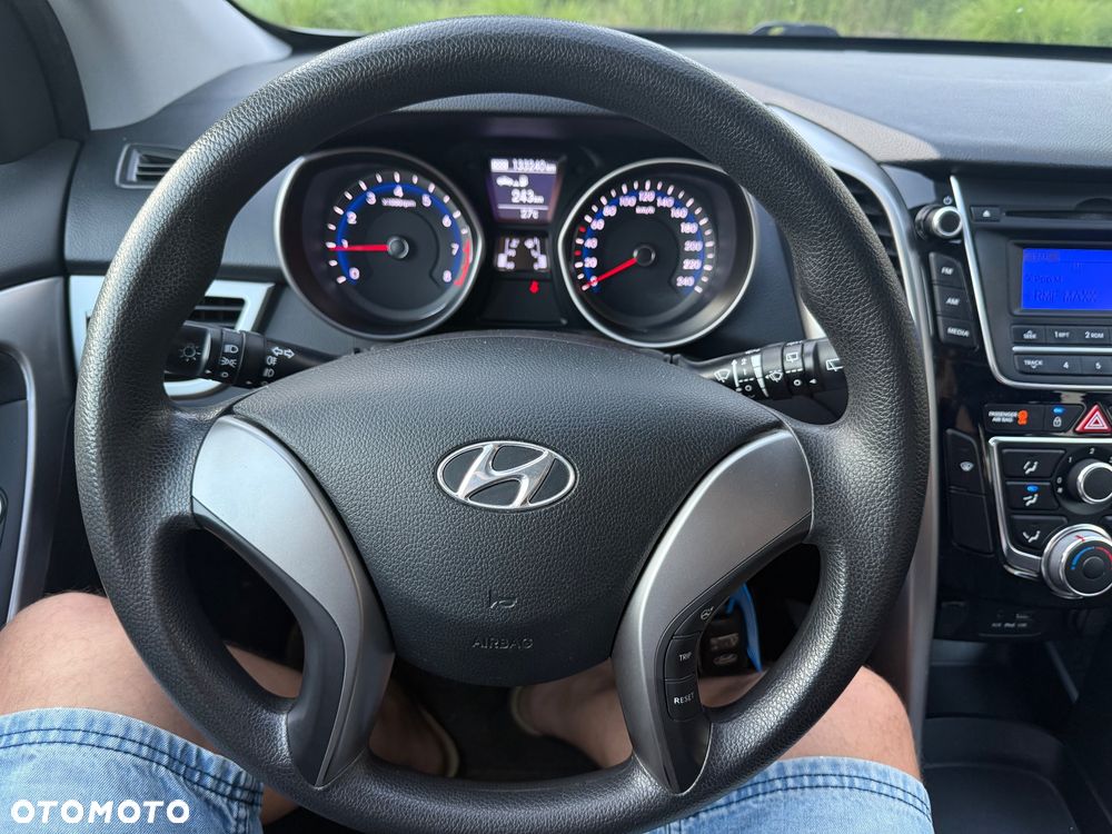Hyundai i30 1.4 Classic + - 9