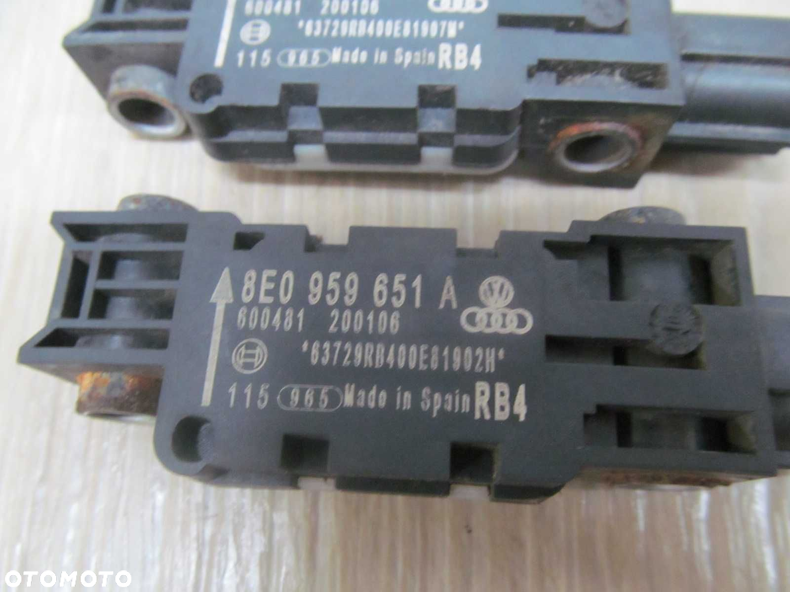 AUDI A4 B6 B7 CZUJNIK UDERZENIOWY 8E0959651A 00-08 - 2