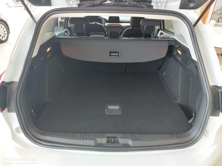 Ford Focus SW 1.0 EcoBoost Business - 39