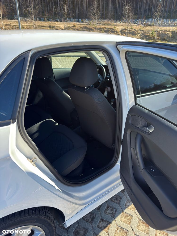 Audi A1 Sportback 1.0 TFSI ultra Design S tronic - 14