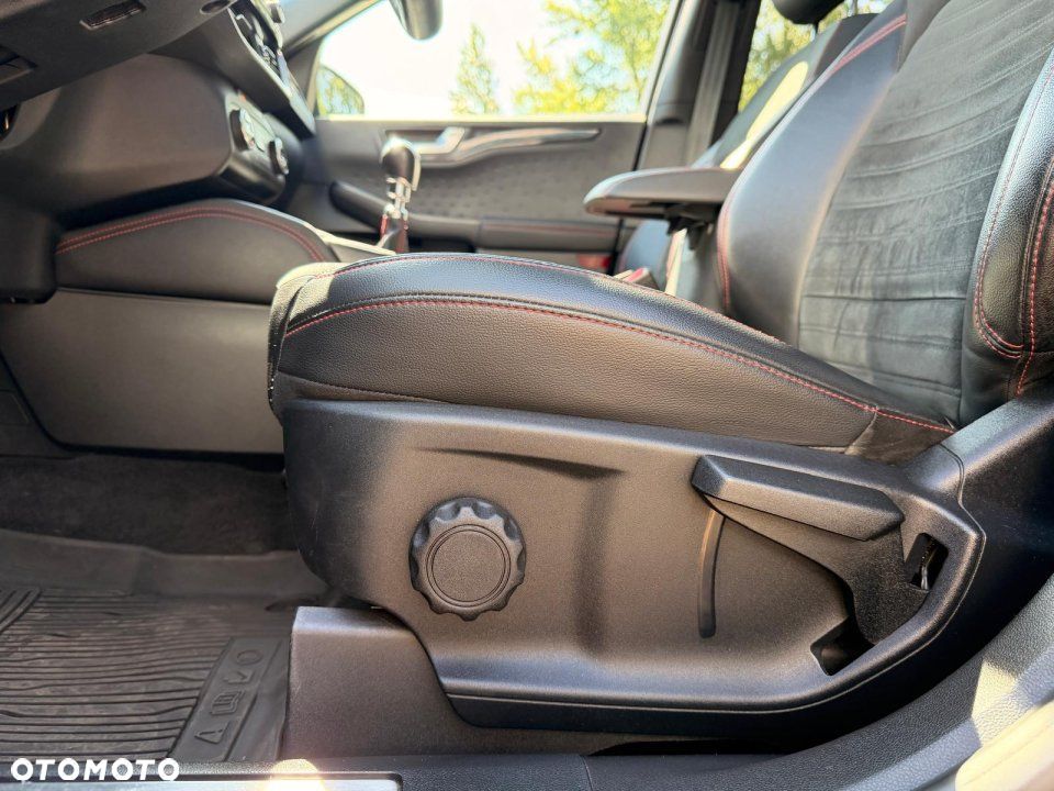 Ford Kuga - 18
