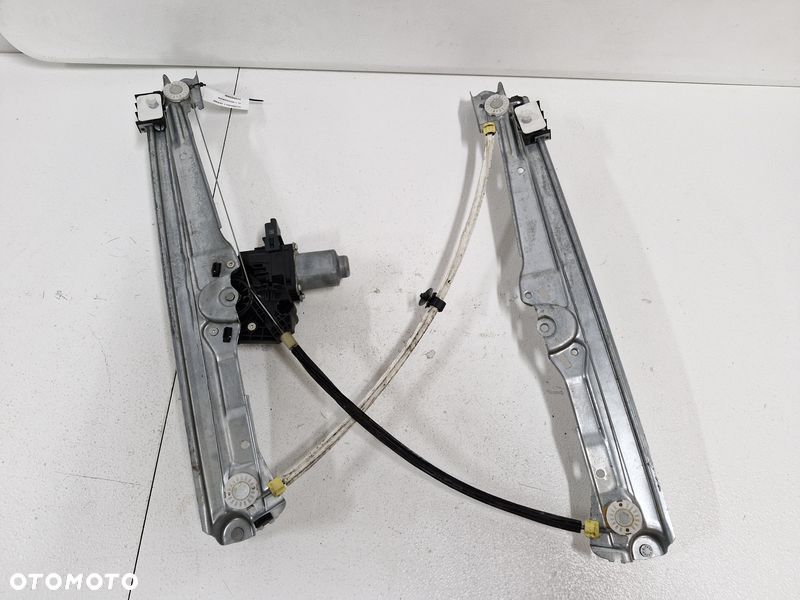 RENAULT SCENIC IV MECHANIZM PODNOŚNIK SILNICZEK SZYBY PRAWY PRZÓD PRZEDNI 6 PIN - 8