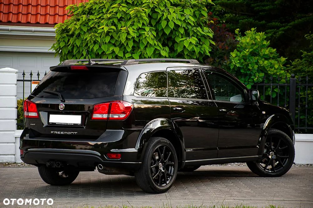 Fiat Freemont 2.0 Multijet 16V DPF Automatik Allrad Black Code - 19