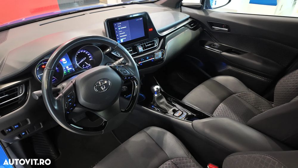Toyota C-HR 1.8 HSD 122 CP 4x2 CVT C-lassy bi-tone - 17