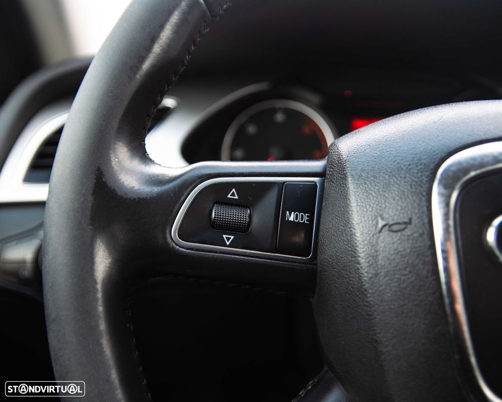 Audi A4 Avant 2.0 TDI - 21