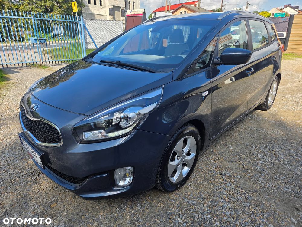 Kia Carens
