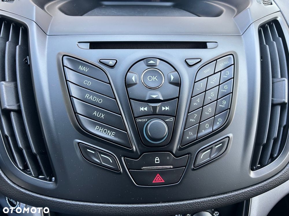 Ford Kuga - 8