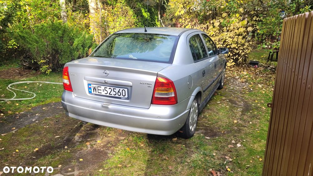 Opel Astra 2001 photo 2