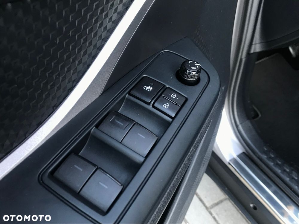 Toyota C-HR 1.8 Hybrid Comfort - 31