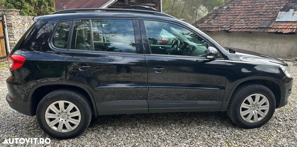 Volkswagen Tiguan 2.0 TDI 4Motion DSG Sport & Style - 4