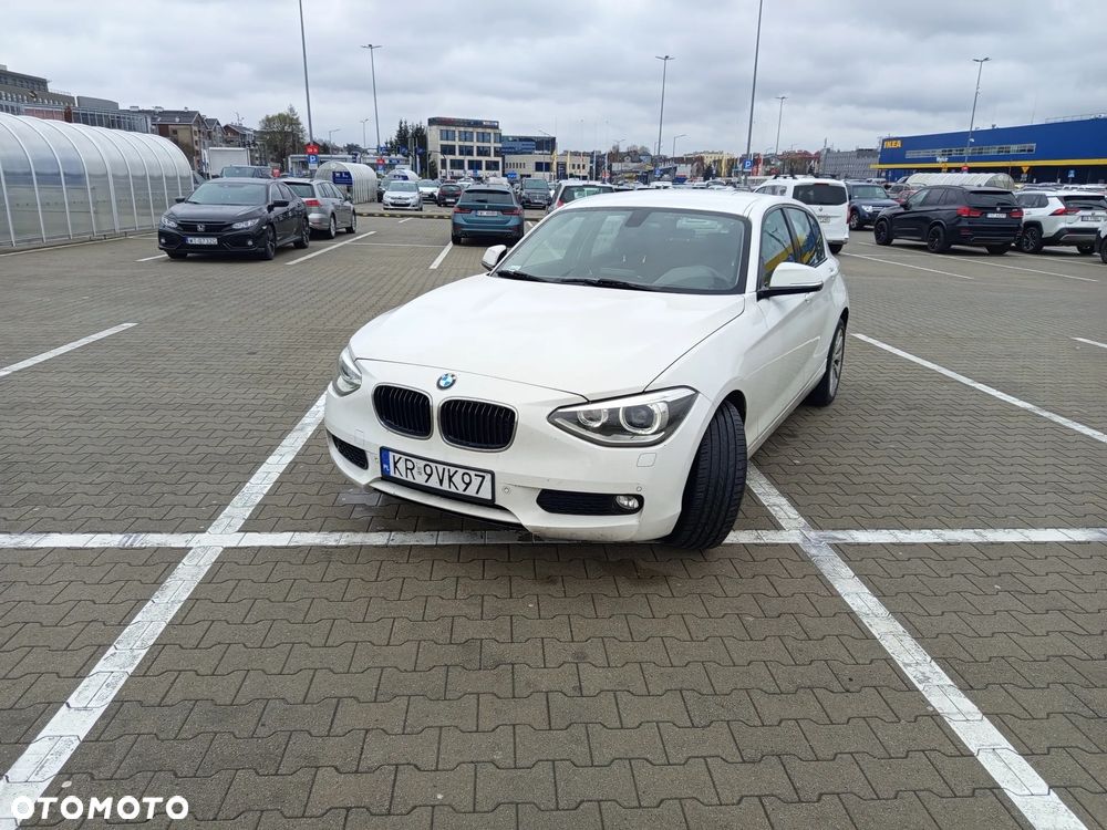 BMW Seria 1 118i Sport Line - 2