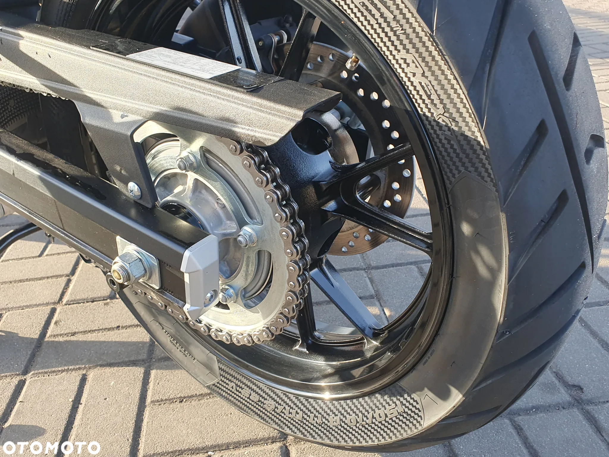 Suzuki V-STROM - 33