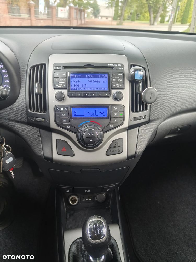 Hyundai i30 1.6 CRDi Comfort - 11
