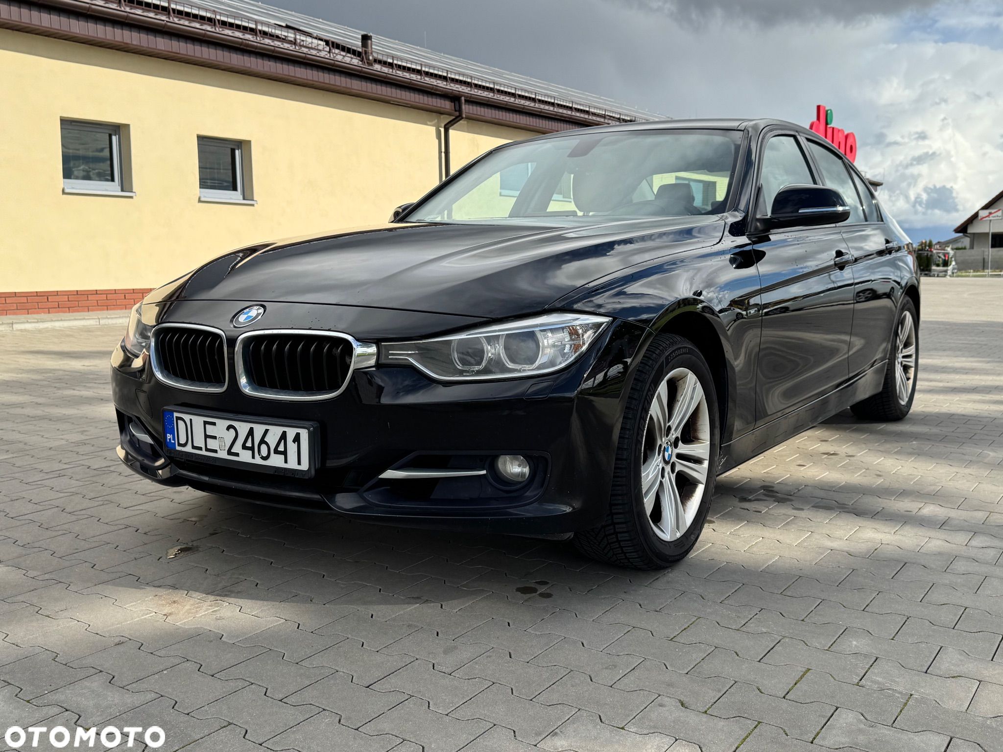 BMW Seria 3 - 1