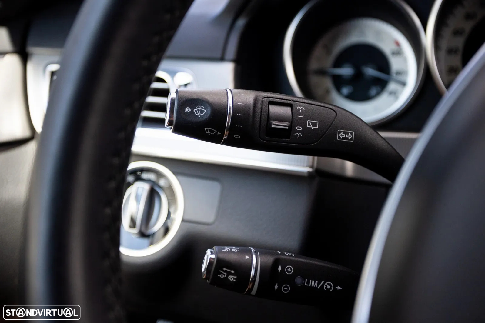 Mercedes-Benz E 350 BlueTEC Avantgarde 4-Matic - 46