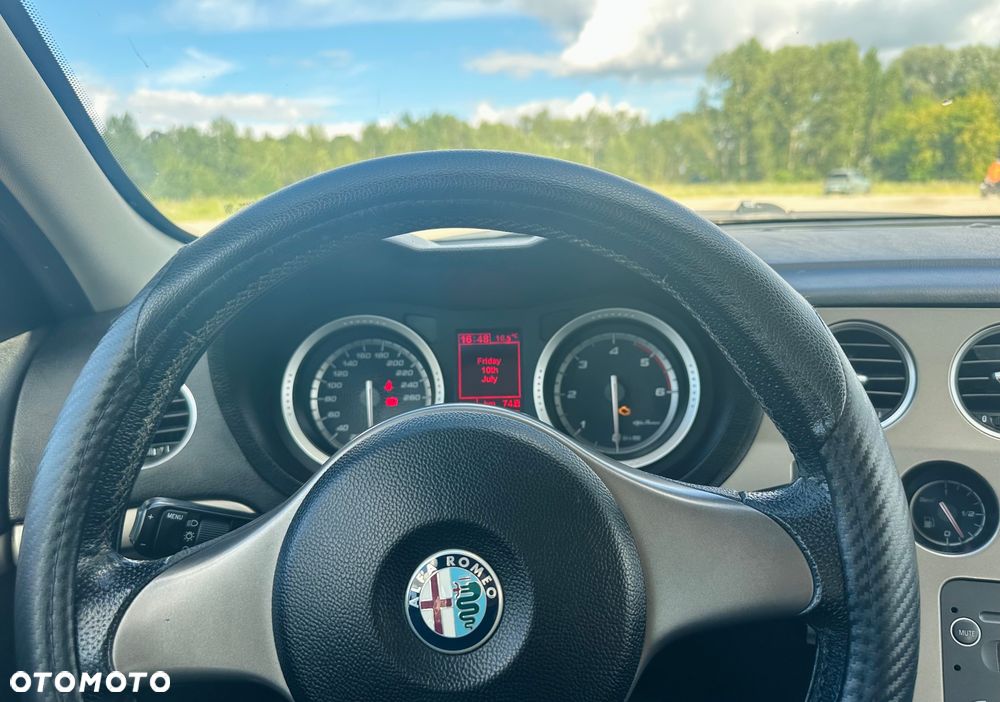 Alfa Romeo 159 1.9JTDM Impression - 12