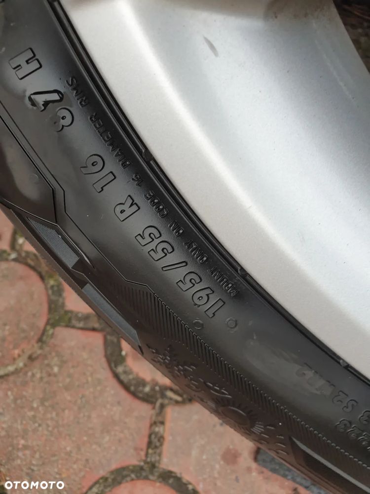 Koła Zimowe Felgi Aluminiowe Toyota Prius II VW 5X100 195/55 R16 Opony Barum 2024r - 10