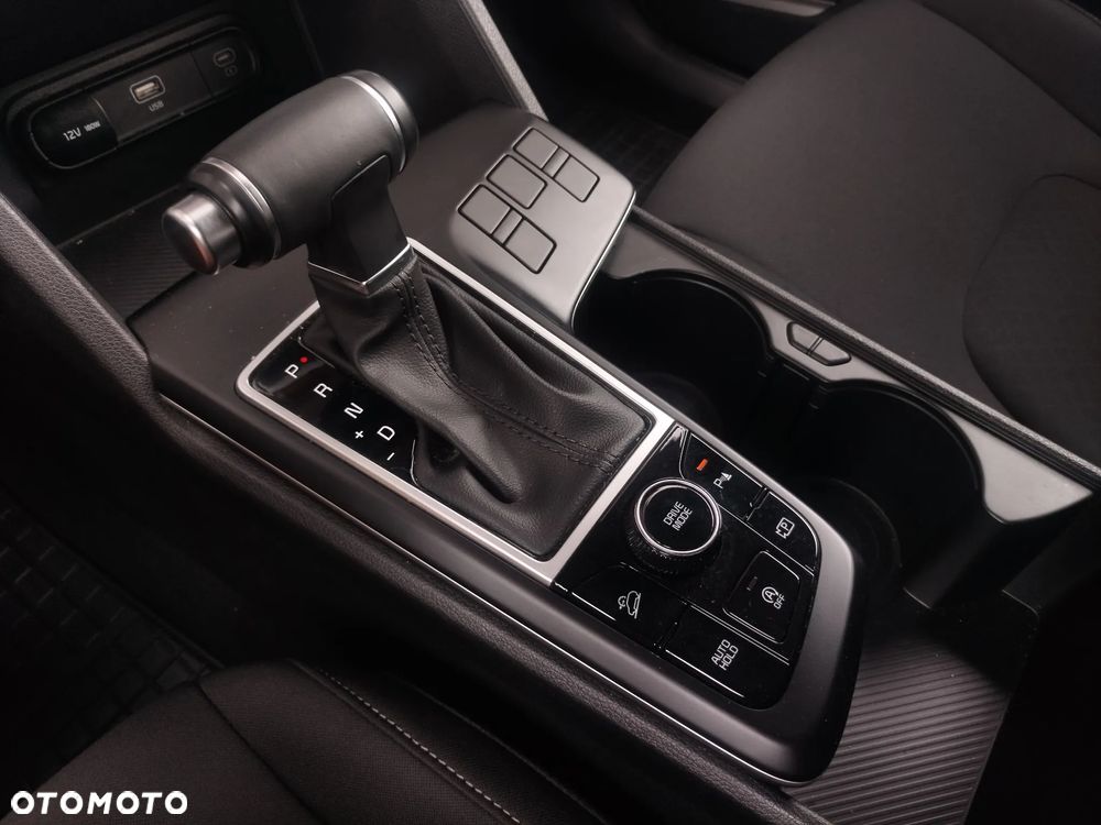 Kia Sportage - 12