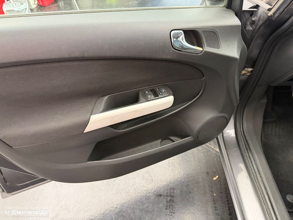 Opel Corsa 1.2 Enjoy - 6