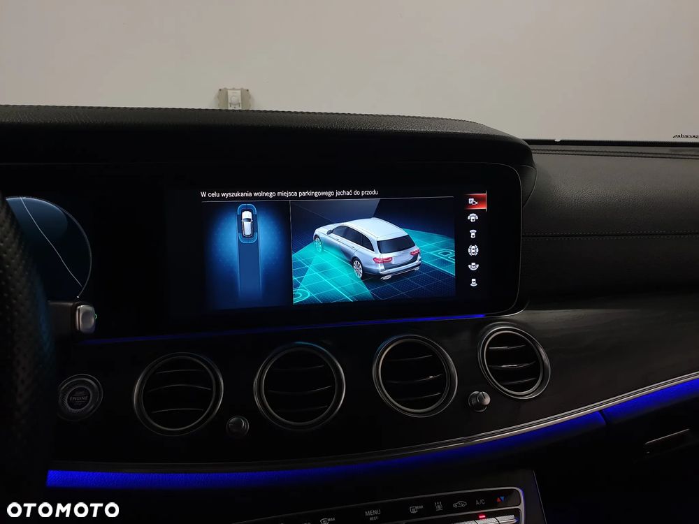Mercedes-Benz Klasa E 300 de 4Matic 9G-TRONIC AMG Line - 26