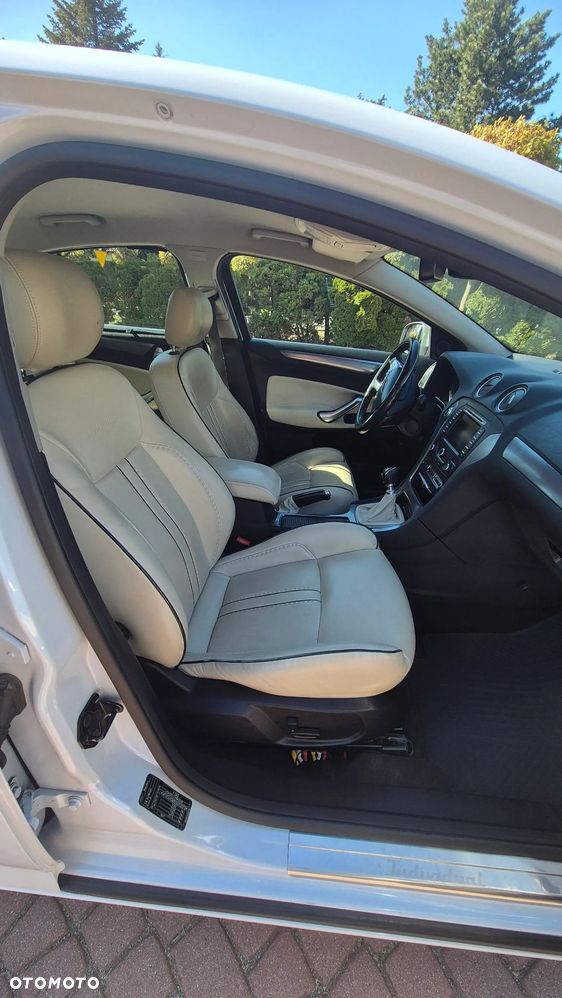 Ford Mondeo 1.6 T Titanium - 17