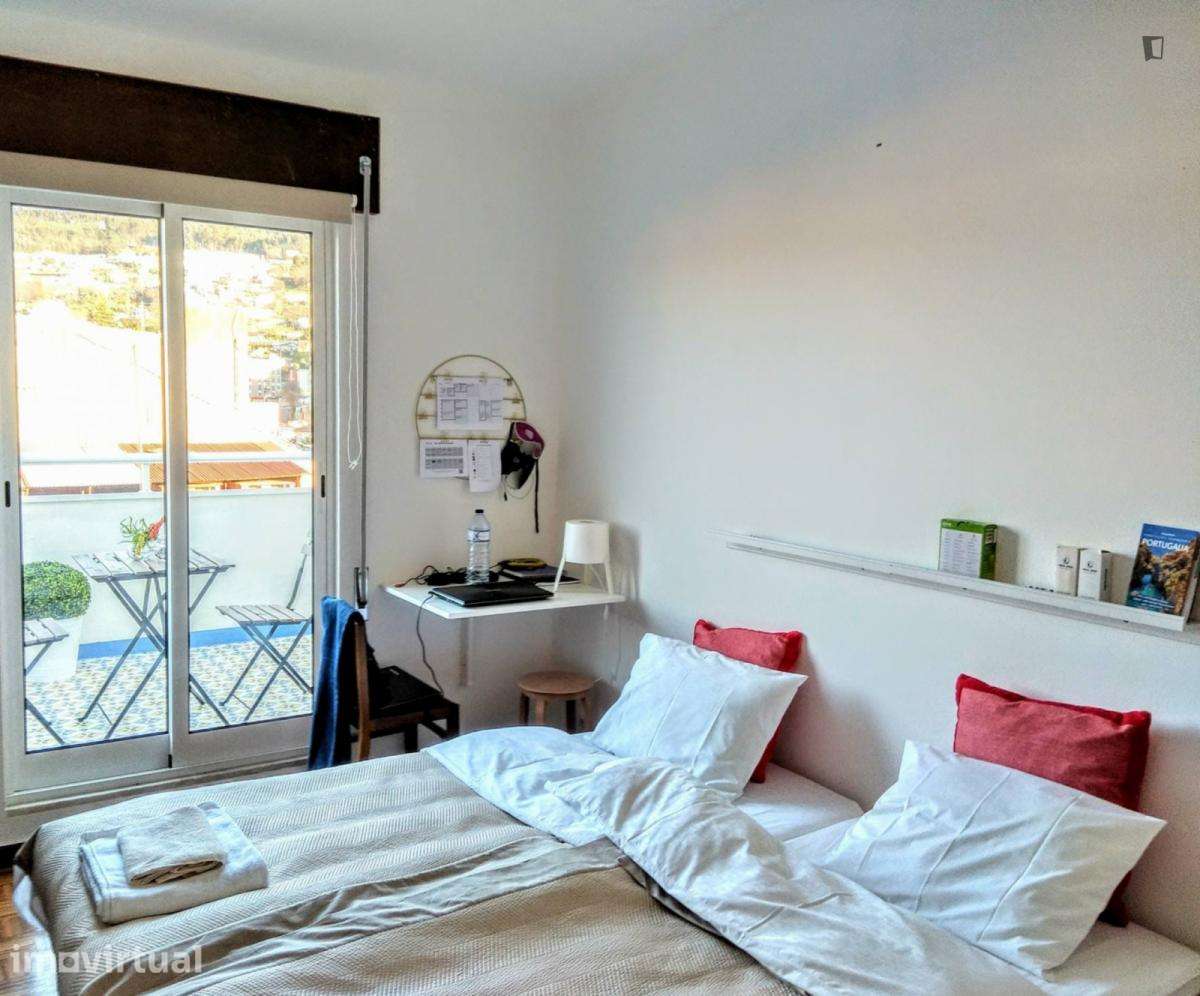 Quarto - localizado em Guimaraes - Grande imagem: 3/10
