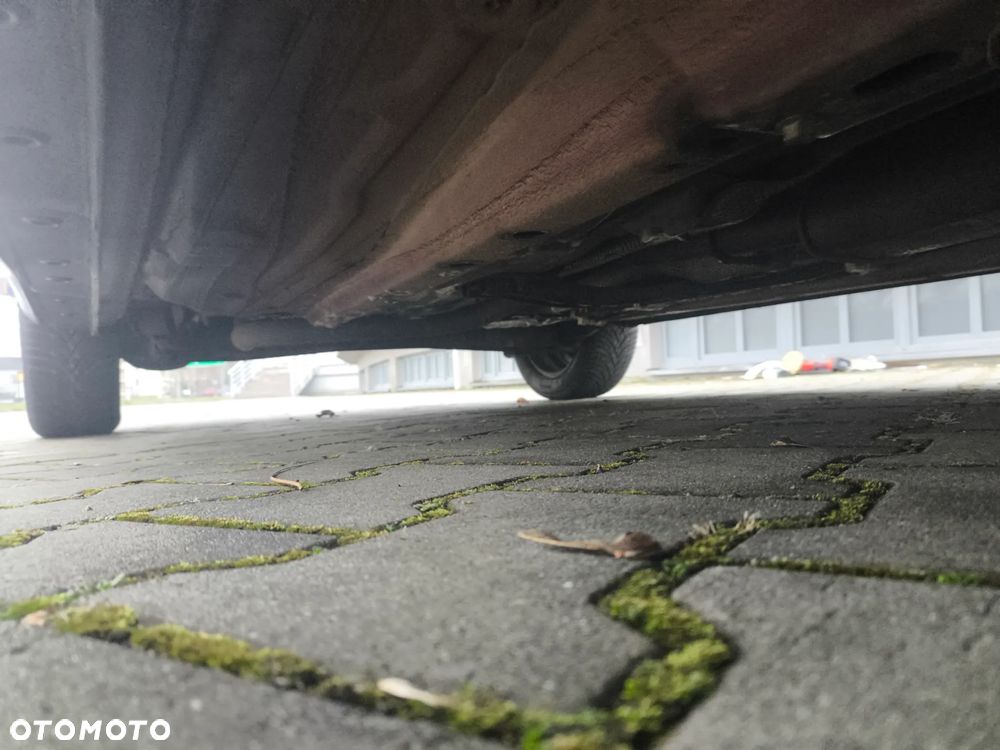 Ford Fiesta 1.6 Ti-VCT Titanium - 32