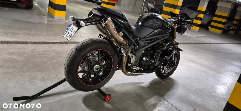 Triumph Speed Triple - 1