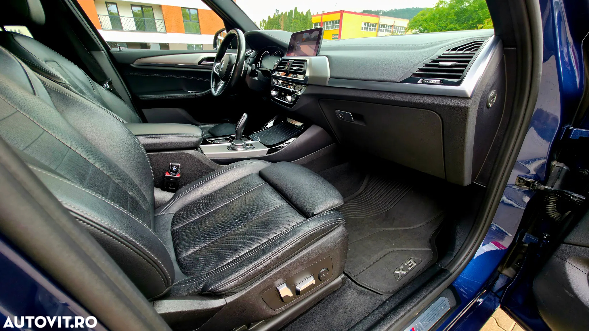 BMW X3 xDrive30i AT - 18