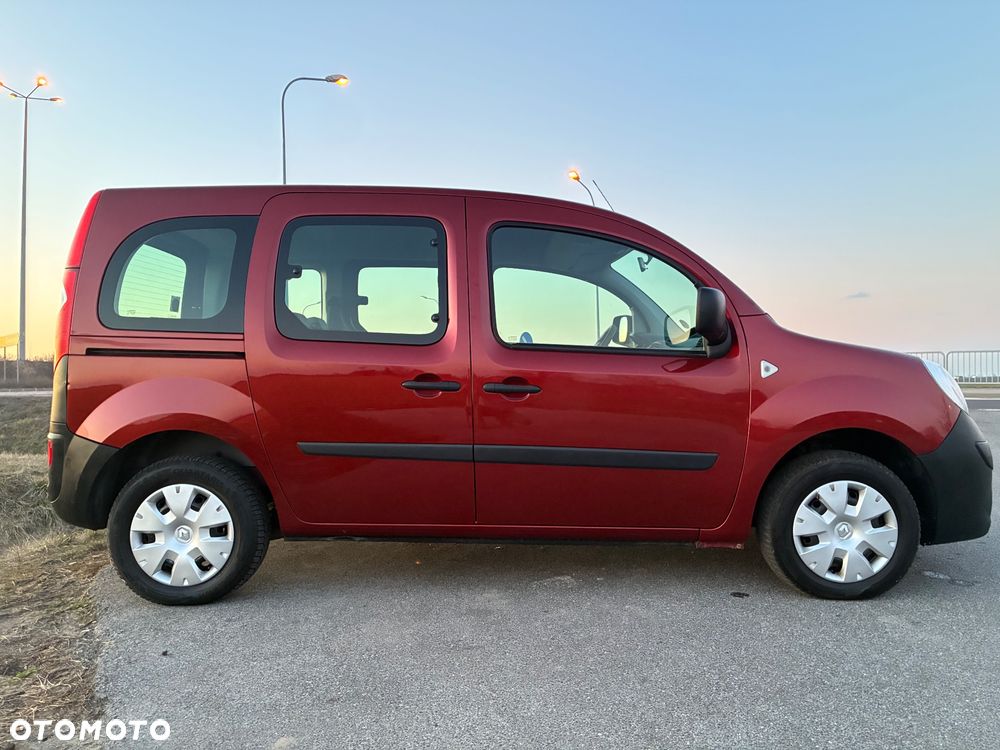 Renault Kangoo 1.6 16V Helios - 9