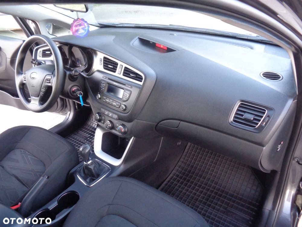 Kia Ceed 1.6 GDI Platinum Edition - 13