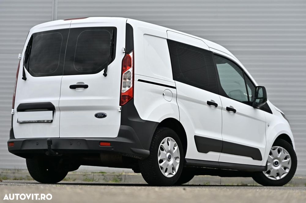 Ford Transit Connect - 4