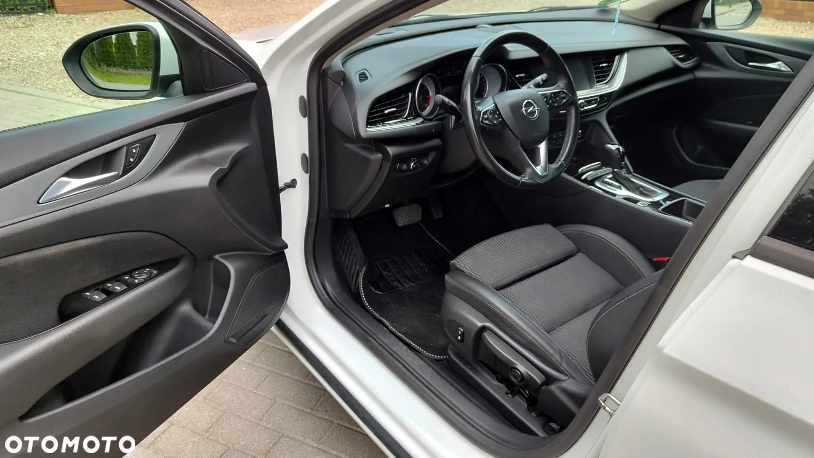 Opel Insignia 2.0 CDTI Executive - 10